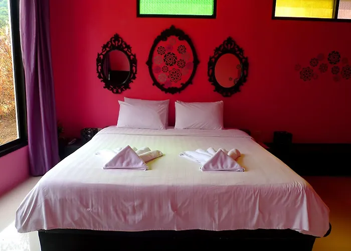 Resort Hi-scene Suan Phueng