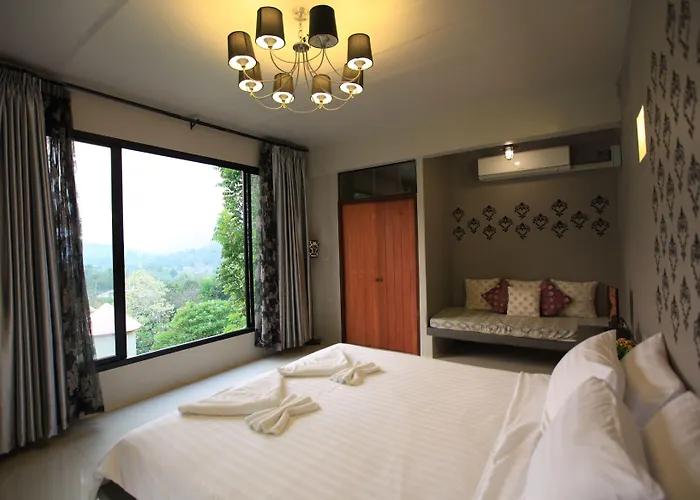 Hi-scene 3* Suan Phueng