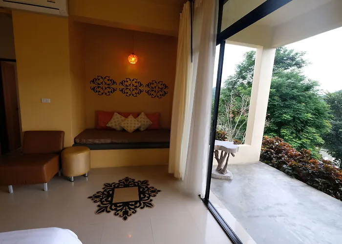 Resort Hi-scene Suan Phueng