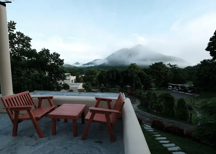Resort Hi-scene Suan Phueng