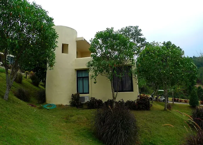 Hi-scene Resort 3*