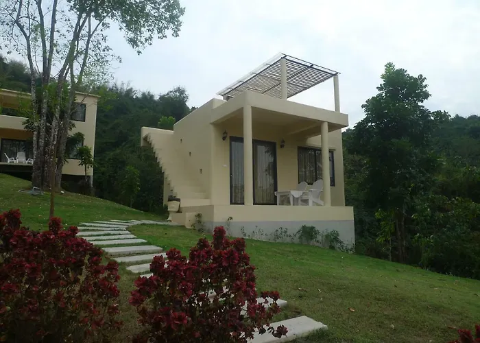 Resort Hi-scene