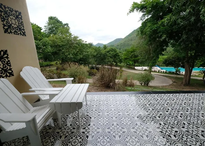 ไฮซีน 3* สวนผึ้ง